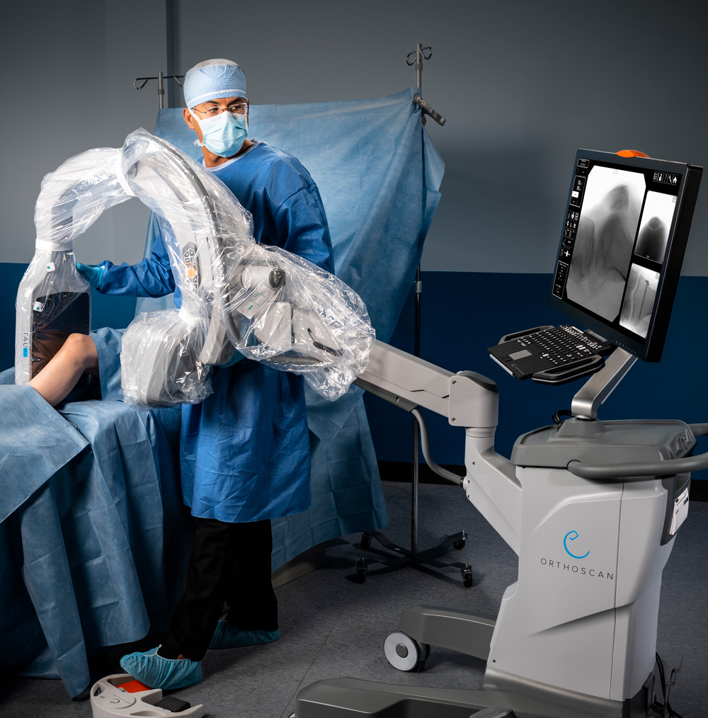 Tau unit being used by surgeon to X-ray a patient